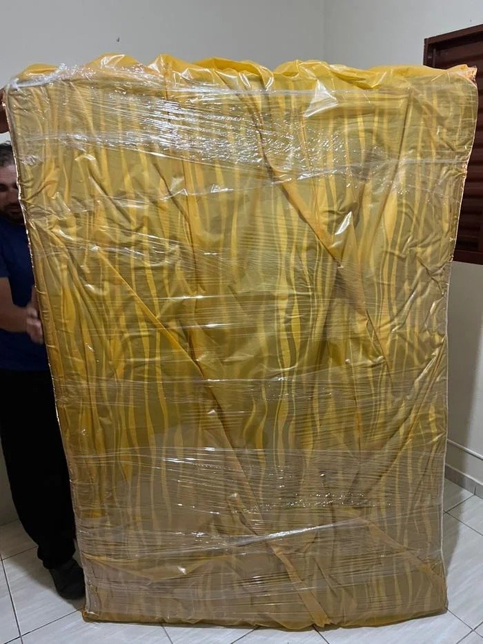 Volumes organizados para facilitar o transporte.